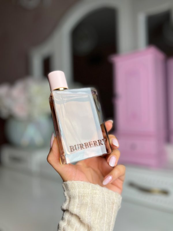عطر مستر کوالیتی بربری هر ادو پرفیوم Burberry Her Eau de Parfum