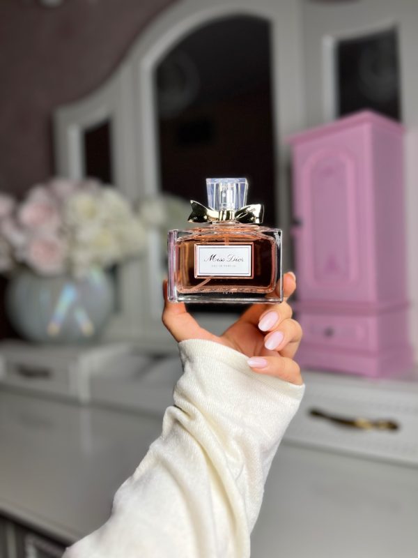 عطر مستر کوالیتی میس دیور پرفیوم Miss Dior perfume