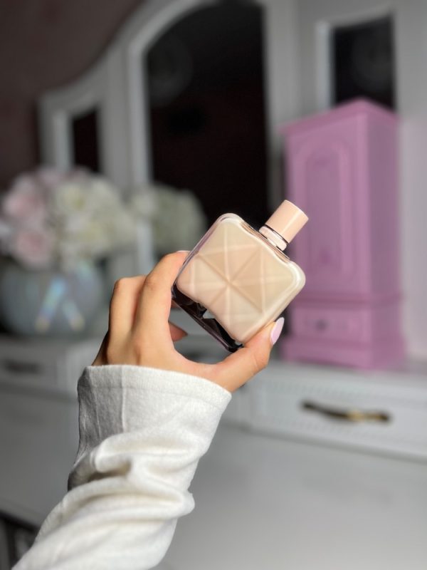 IMG_20260419_184916_866 عطر مستر کوالیتی جیوانچی ایرسیستیبل نود ولوت Givenchy Irresistible Nude Velvet