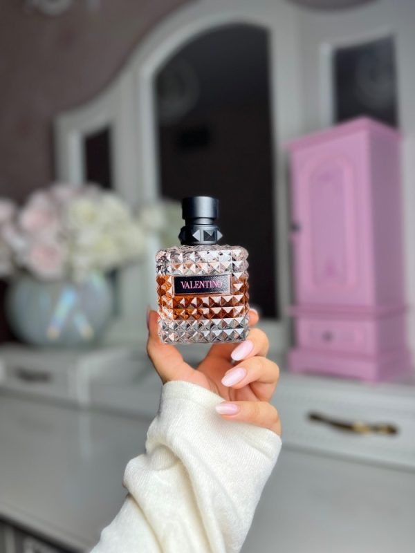 عطر مستر کوالیتی ولنتینو بورن این روما دونا ادو پرفیوم Donna Born in Roma Eau de Parfum