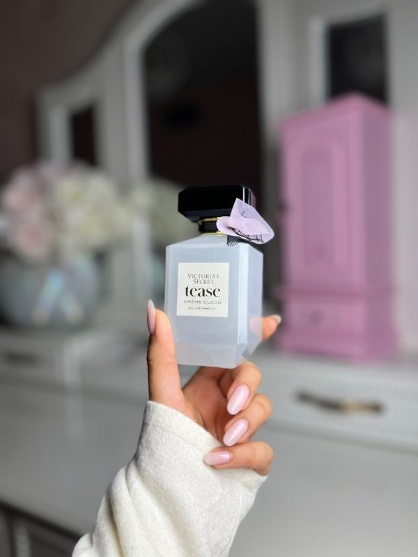 عطر مستر کوالیتی ویکتوریا سیکرت تیس کرم کلود  Victoria’s Secret Tease Crème