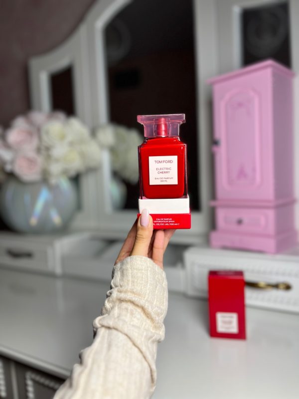 عطر مستر کوالیتی تامفورد الکتریک چری  Tom Ford Electric Cherry