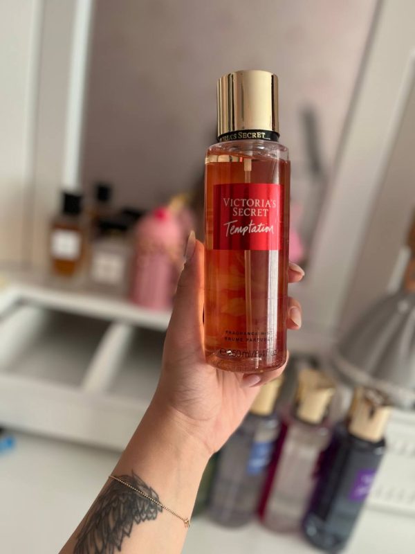 بادی میست زنانه ویکتوریا سیکرت مدل تمپتیشن Victoria's Secret Temptation Fragrance Mist