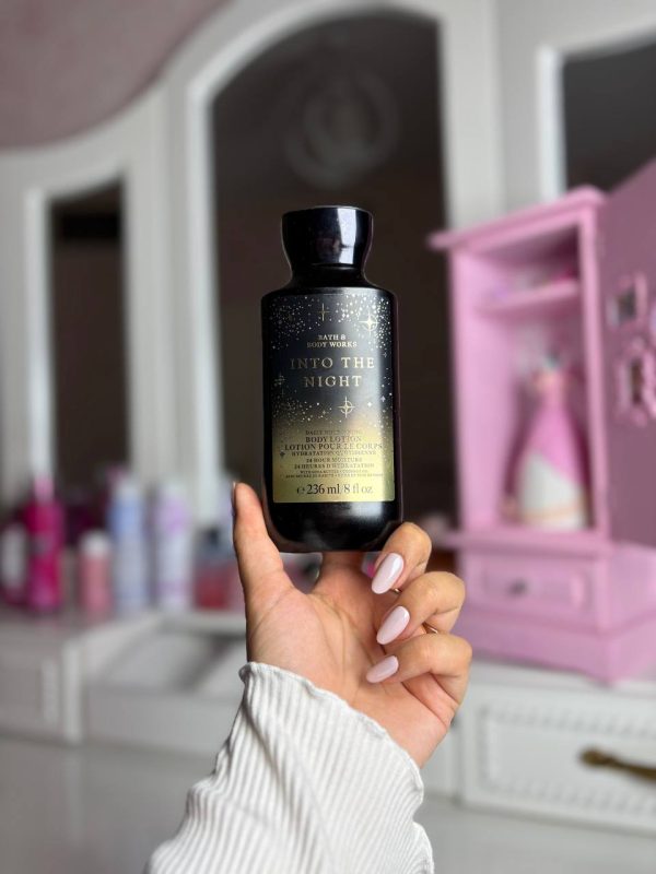 ست اورجینال بادی میست و لوسیون بث اند بادی ورکس اینتو د نایت Bath & Body Works Into The Night Body Mist & Body Lotion Set