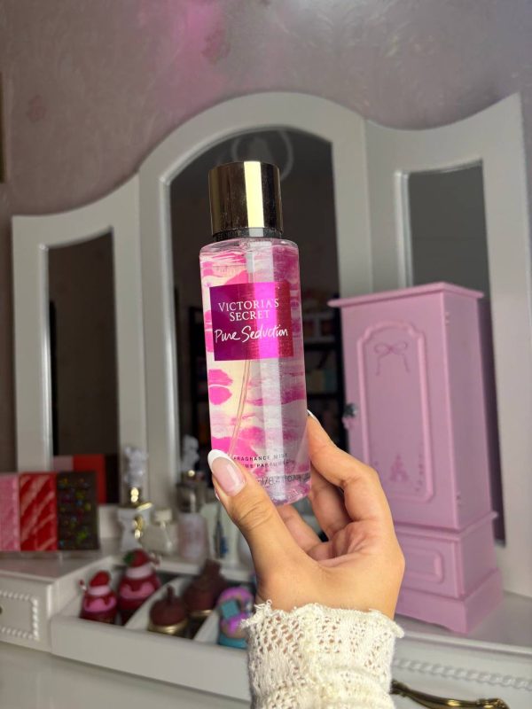 بادی میست زنانه ویکتوریا سیکرت مدل پیور سداکشن Victoria's Secret Pure Seduction Fragrance Mist