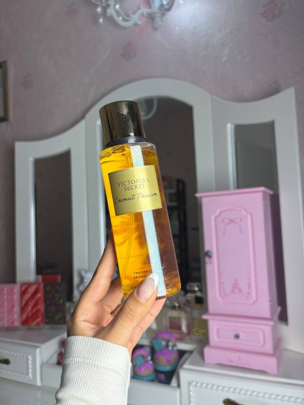 ست لوسیون و بادی اسپلش ویکتوریا سکرت کوکونات پشن | Victoria’s Secret Coconut Passion