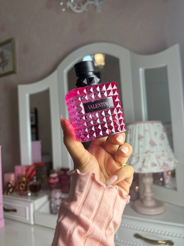 عطر مسترکوالیتی ولنتینو بورن این روما دونا اکسترا دوز Valentino Born in Roma Donna Extradose
