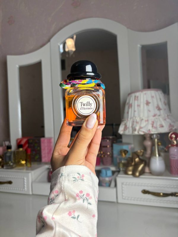 عطر مسترکوالیتی تویلی د هرمس Terre d’Hermès Eau de Toilet